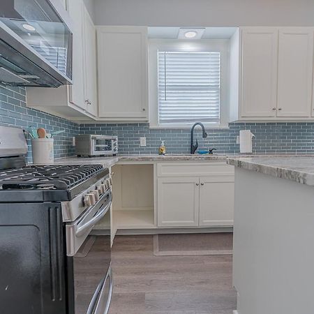 Uptown Cottage Newly Updated Home Near The Strand Galveston Harbor And Utmb Exteriér fotografie