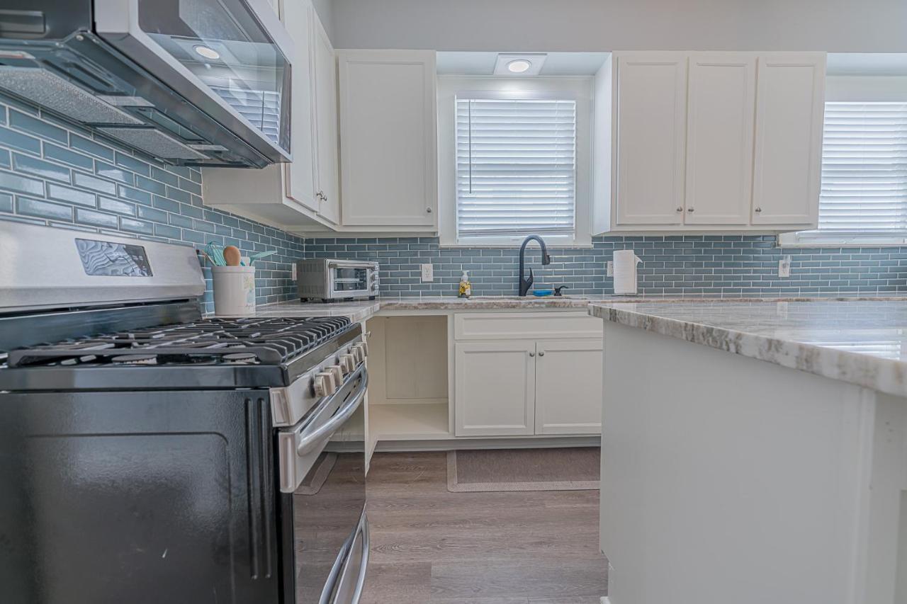 Uptown Cottage Newly Updated Home Near The Strand Galveston Harbor And Utmb Exteriér fotografie