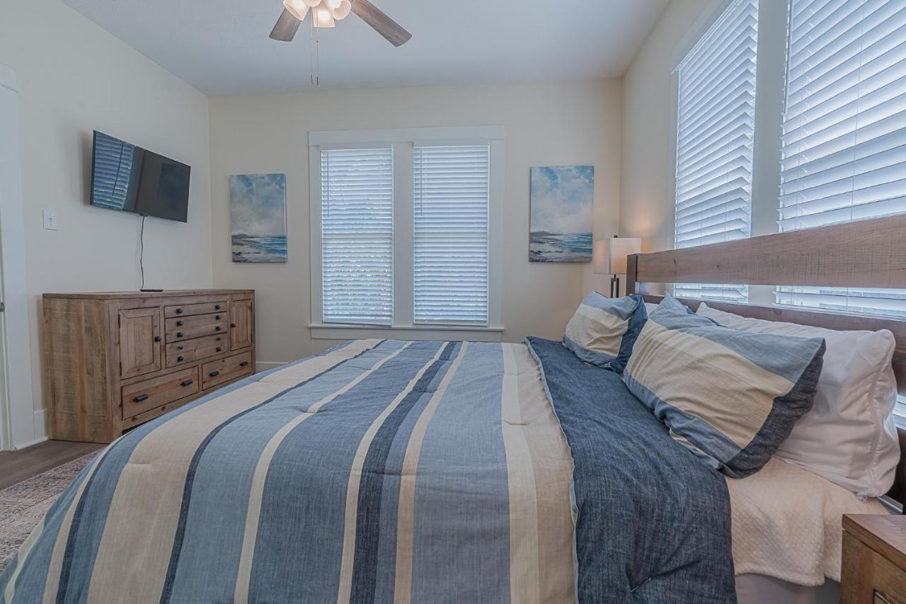 Uptown Cottage Newly Updated Home Near The Strand Galveston Harbor And Utmb Exteriér fotografie