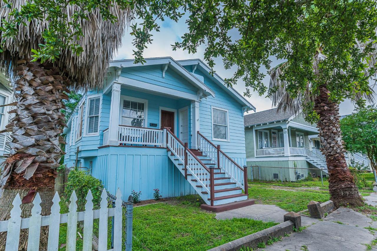 Uptown Cottage Newly Updated Home Near The Strand Galveston Harbor And Utmb Exteriér fotografie