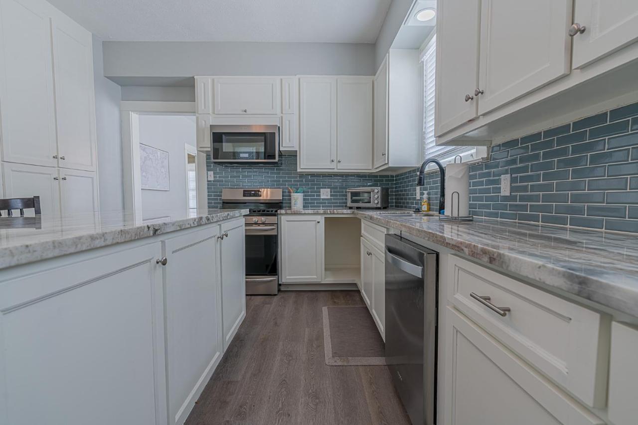 Uptown Cottage Newly Updated Home Near The Strand Galveston Harbor And Utmb Exteriér fotografie